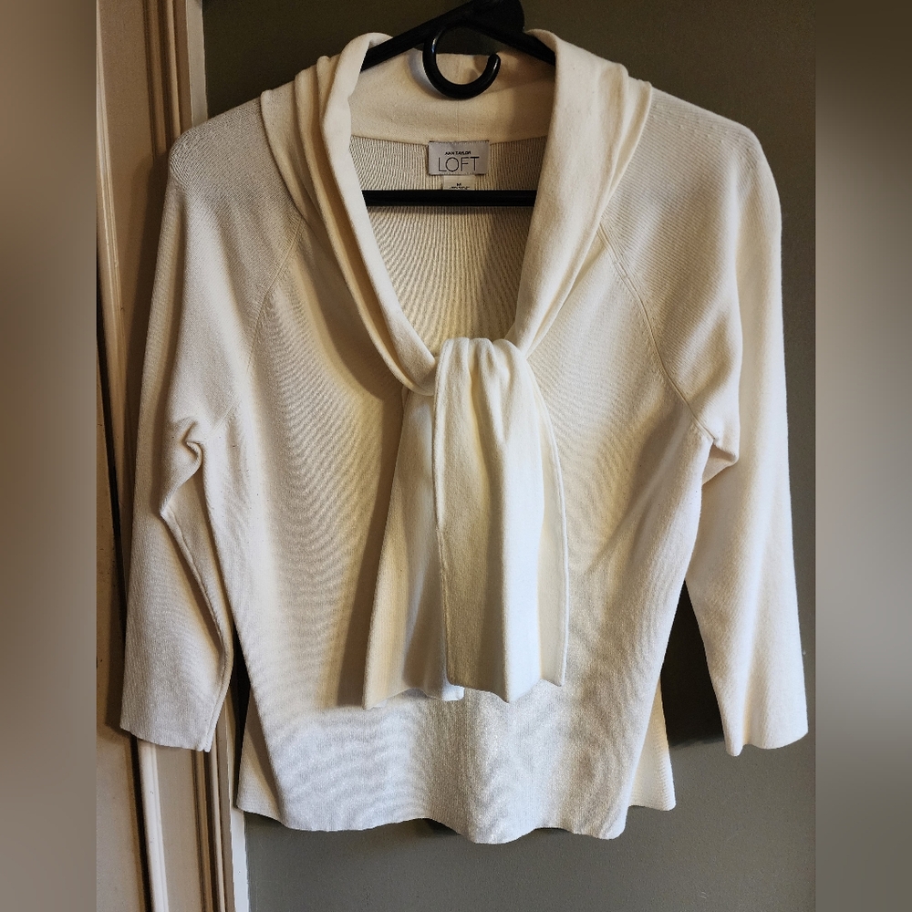 LOFT Women's Sweater Top 3/4 Sleeves Fitted Cream Tie Neck Design Size M